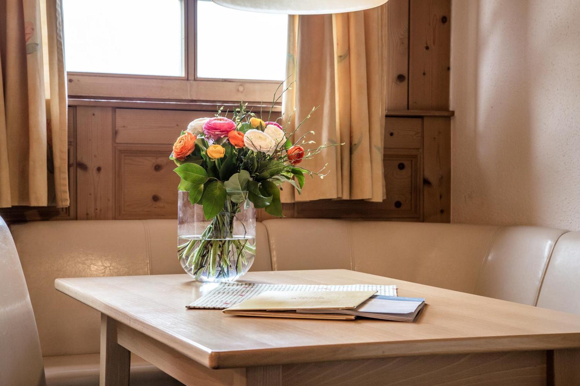 Hotel Kristall Sankt Anton am Arlberg Ngoại thất bức ảnh