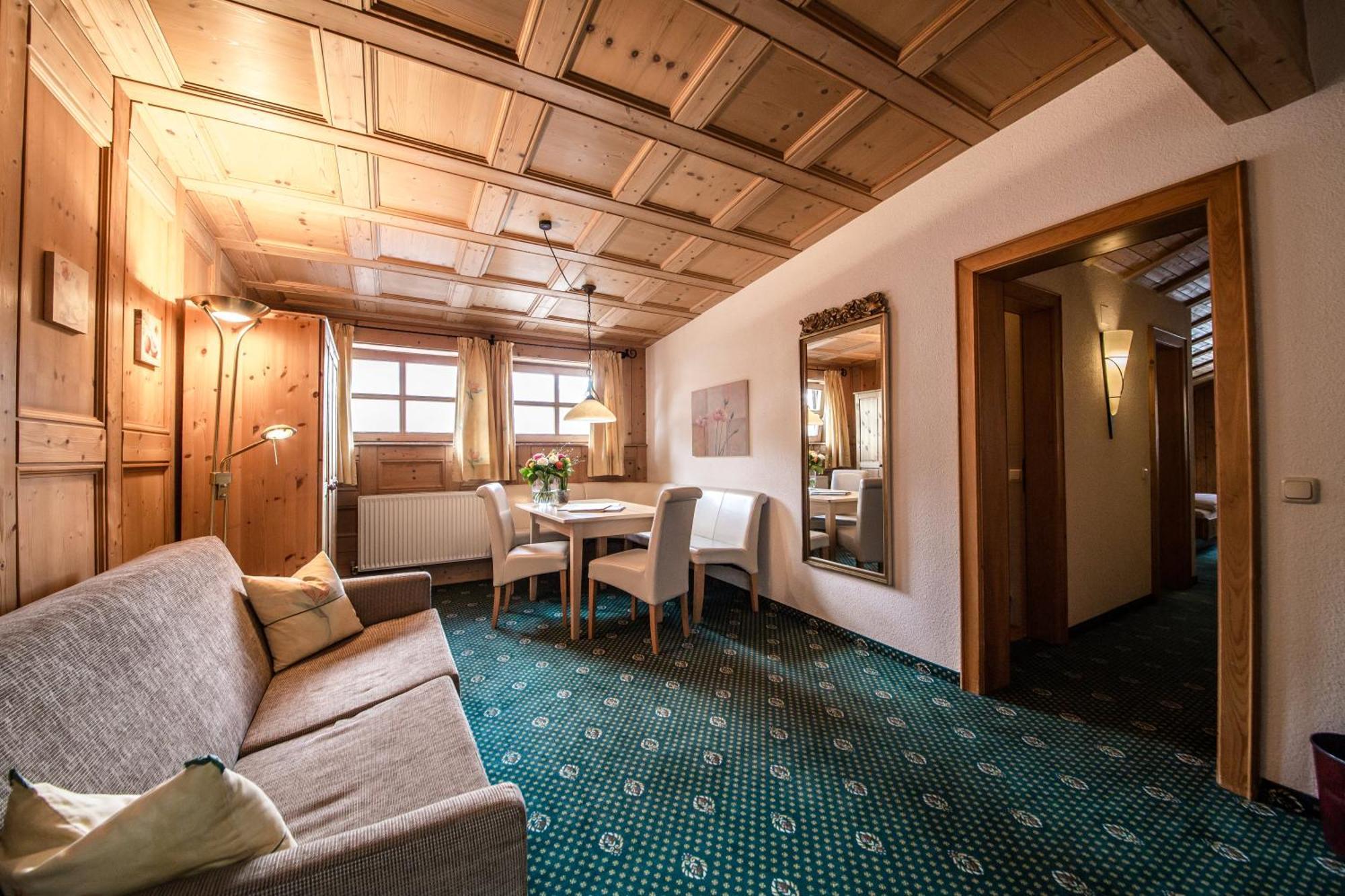 Hotel Kristall Sankt Anton am Arlberg Ngoại thất bức ảnh