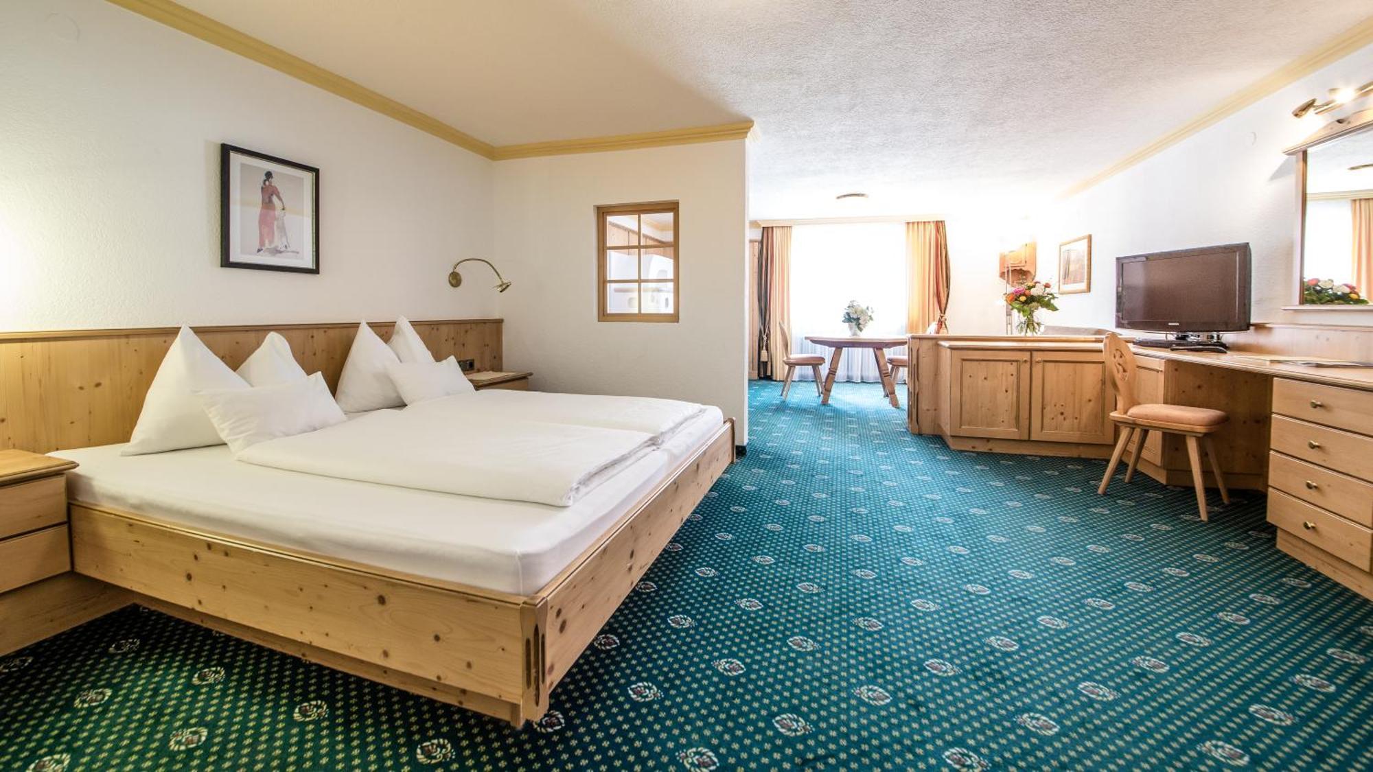 Hotel Kristall Sankt Anton am Arlberg Ngoại thất bức ảnh