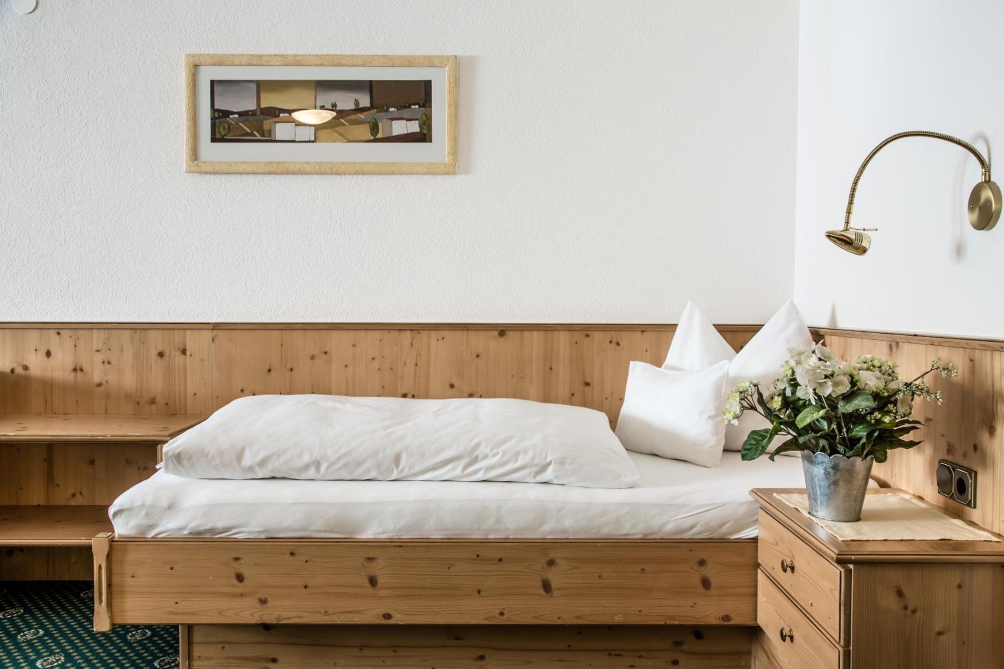 Hotel Kristall Sankt Anton am Arlberg Ngoại thất bức ảnh